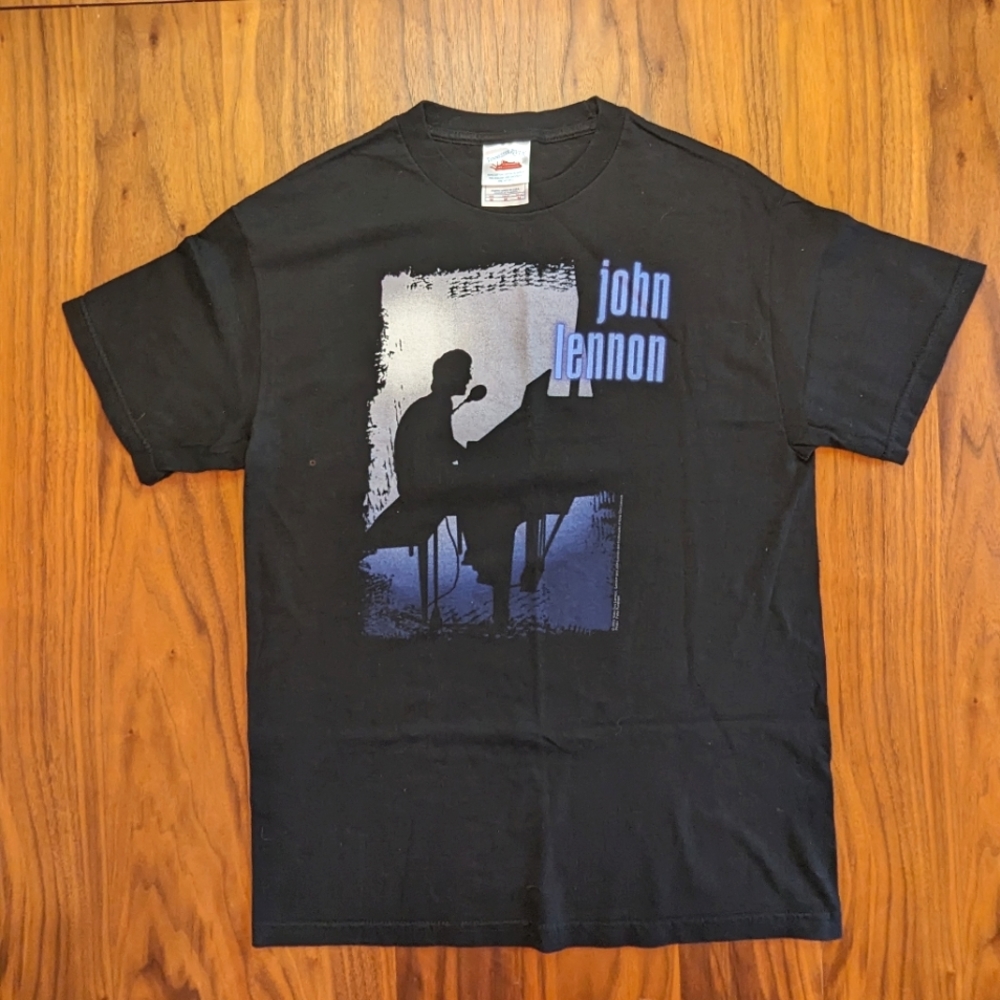 Vintage John Lennon shirt, size M, colour black